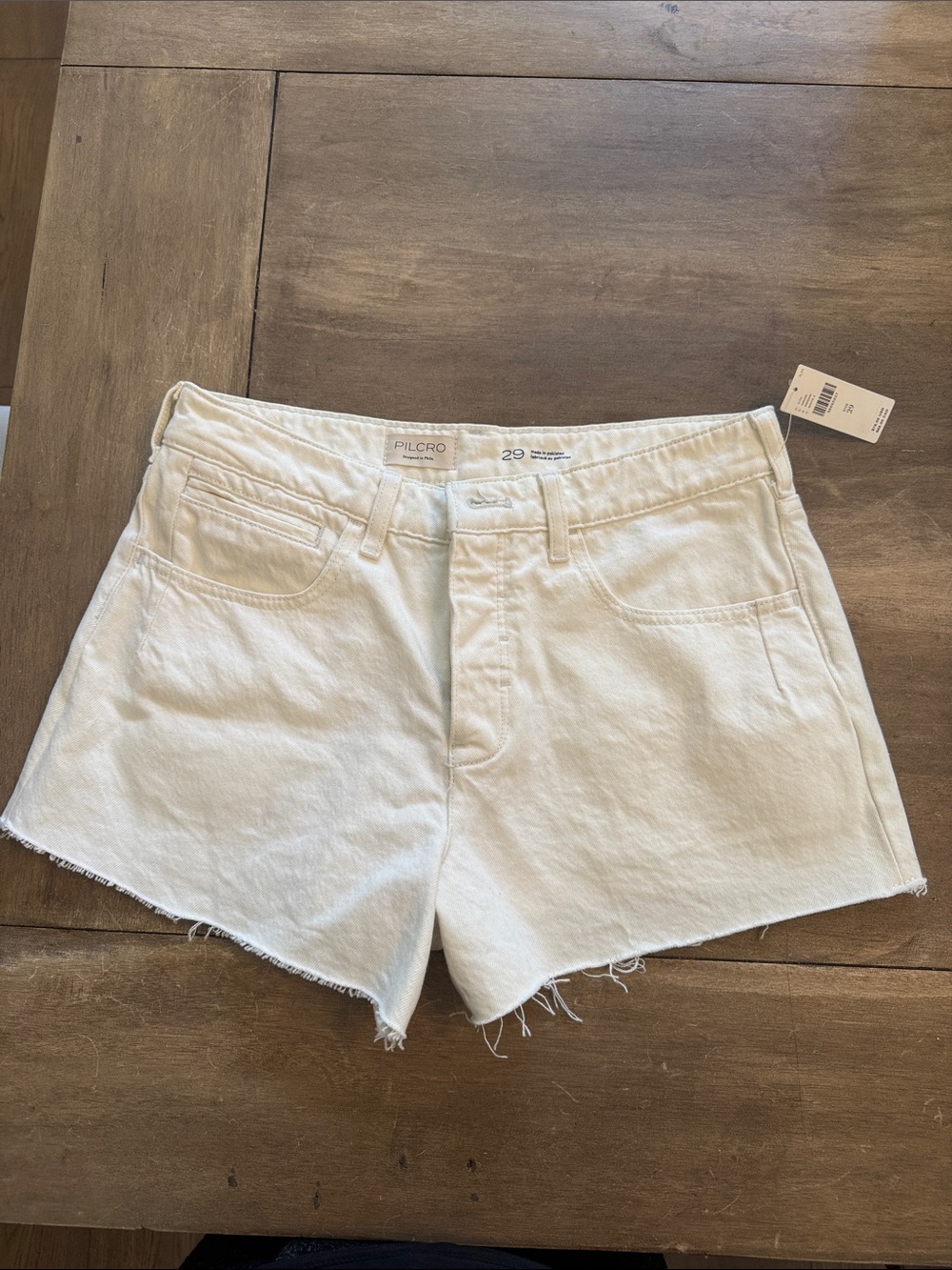 Anthropologie Pilcro Everyday White Denim Cotton Raw Hem
Jean Shorts NWT Size 29